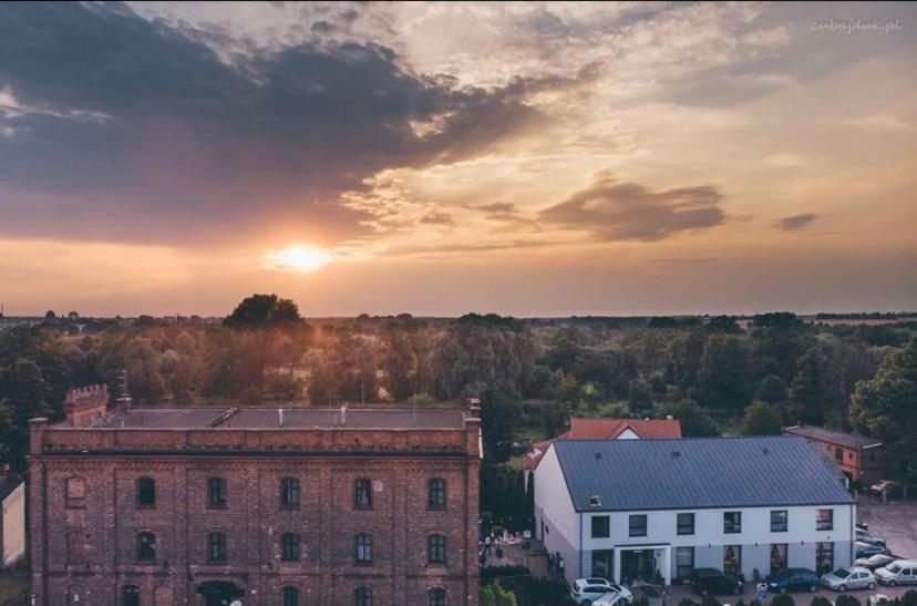 Hotel Maly Mlyn Stargard Szczeciński Exterior foto