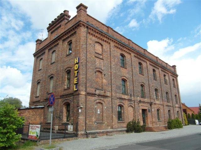 Hotel Maly Mlyn Stargard Szczeciński Exterior foto